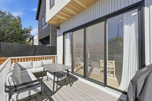2417 31 Avenue Sw, Calgary, AB 