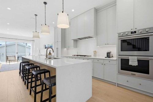 2417 31 Avenue Sw, Calgary, AB 