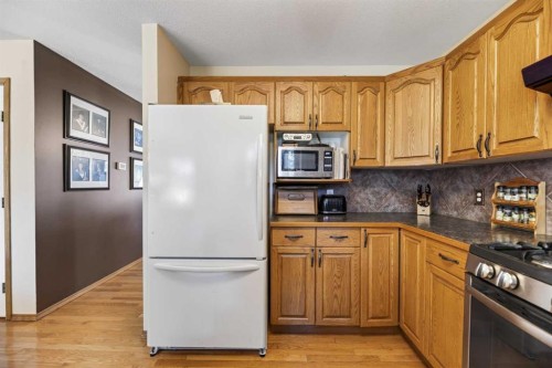 70 Balsam Crescent, Olds, AB 