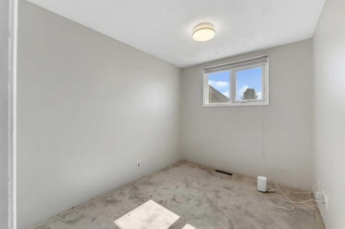 707 Fortalice Crescent Se, Calgary, AB 