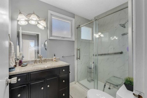 707 Fortalice Crescent Se, Calgary, AB 