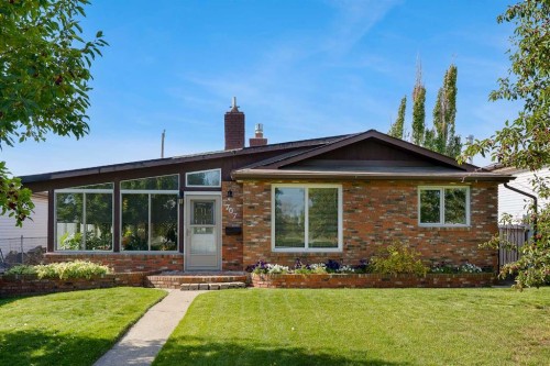 707 Fortalice Crescent Se, Calgary, AB 
