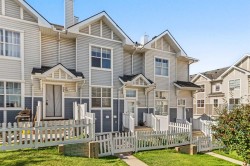 3240 New Brighton Gardens SE Calgary, AB T2Z 0A3