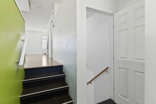 3240 New Brighton Gardens Se, Calgary, AB 