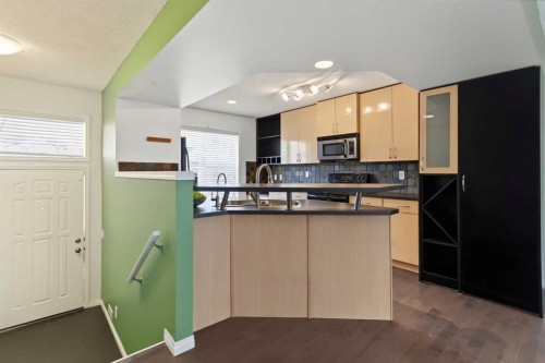 3240 New Brighton Gardens Se, Calgary, AB 