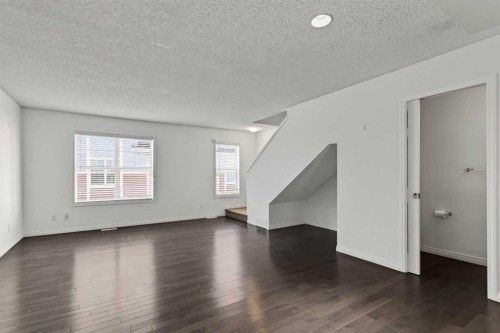 3240 New Brighton Gardens Se, Calgary, AB 