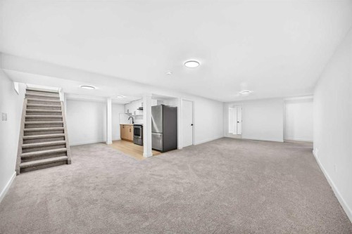 23 Penworth Crescent Se, Calgary, AB 