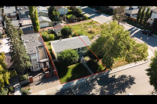 435 51 Avenue, Calgary, AB 