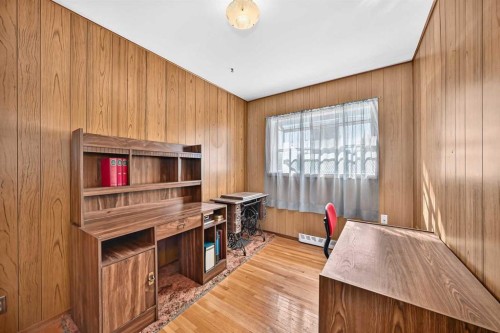 435 51 Avenue, Calgary, AB 