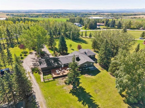 126 Huggard Road, Rural Rocky View County, AB 