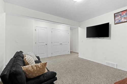 809 Seton Circle Se, Calgary, AB 