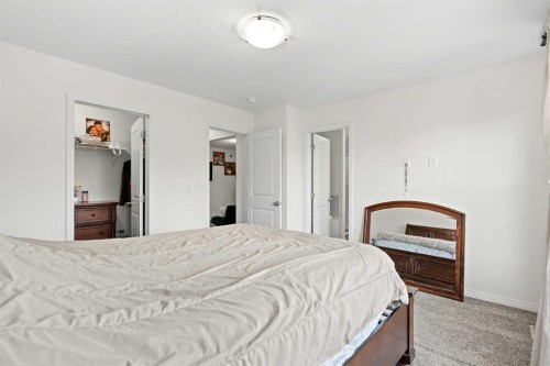 809 Seton Circle Se, Calgary, AB 