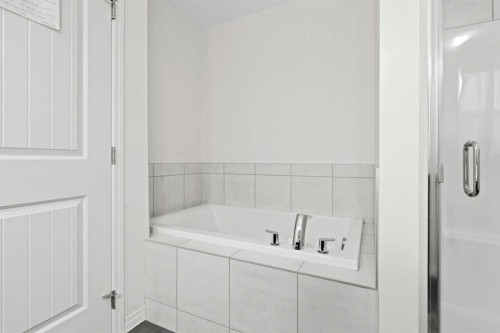 809 Seton Circle Se, Calgary, AB 