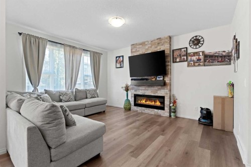 809 Seton Circle Se, Calgary, AB 