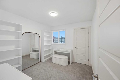7 Lambeau Lane Se, Airdrie, AB 