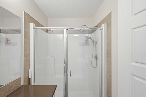 7 Lambeau Lane Se, Airdrie, AB 