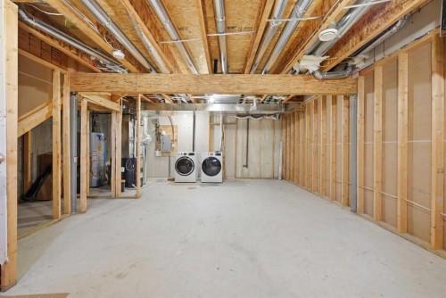 7 Lambeau Lane Se, Airdrie, AB 