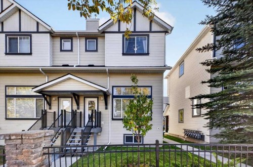 121 Everhollow Heights Sw, Calgary, AB 