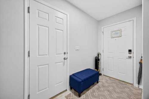 121 Everhollow Heights Sw, Calgary, AB 