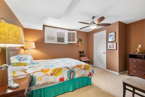 448 Riverside Green Nw, High River, AB 