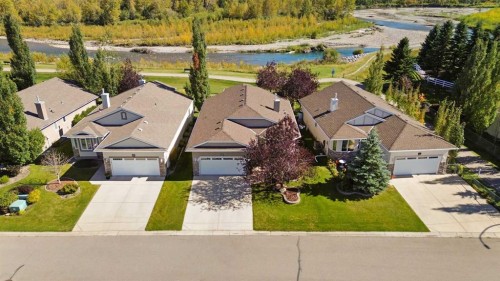 448 Riverside Green Nw, High River, AB 