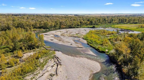 448 Riverside Green Nw, High River, AB 