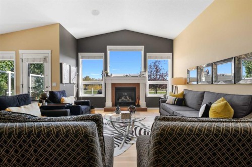 448 Riverside Green Nw, High River, AB 