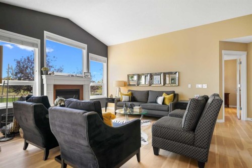 448 Riverside Green Nw, High River, AB 
