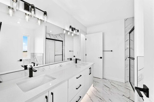 43 Sandpiper Bend, Chestermere, AB 