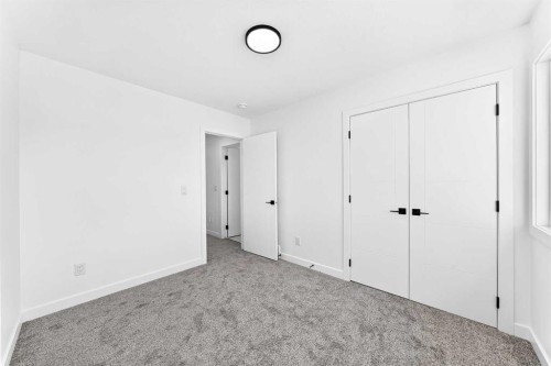 43 Sandpiper Bend, Chestermere, AB 
