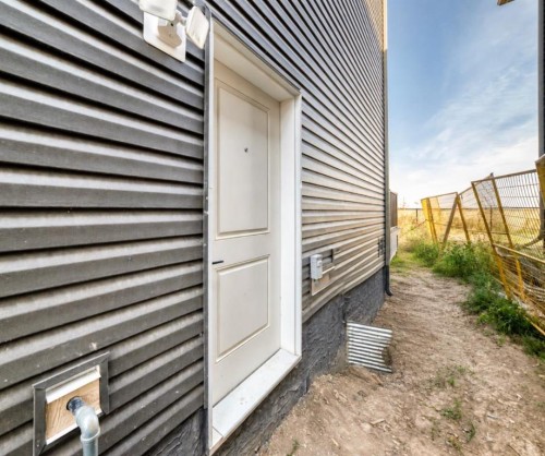 43 Sandpiper Bend, Chestermere, AB 