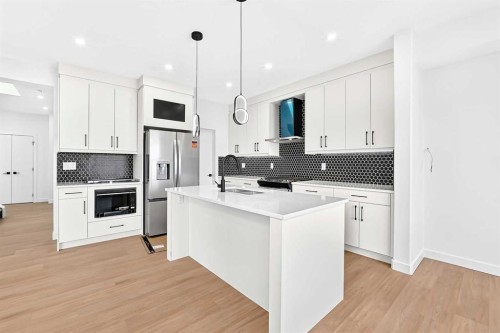 43 Sandpiper Bend, Chestermere, AB 