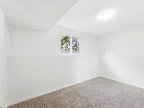 237 Sabrina Way Sw, Calgary, AB 