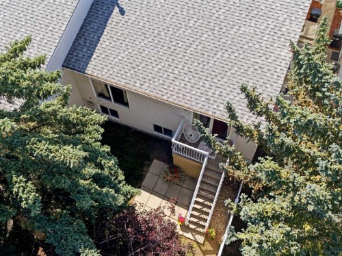 237 Sabrina Way Sw, Calgary, AB 