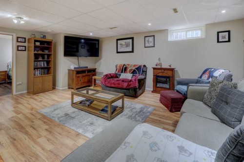 115 Aberfoyle Close Ne, Calgary, AB 