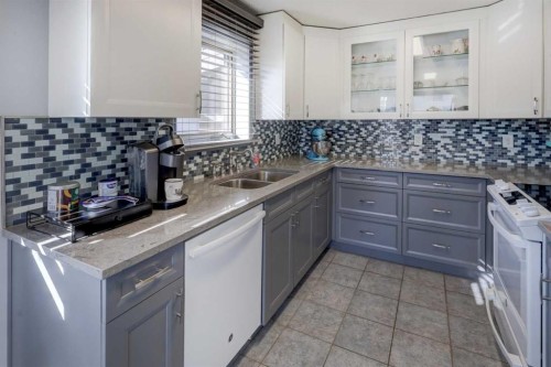 115 Aberfoyle Close Ne, Calgary, AB 