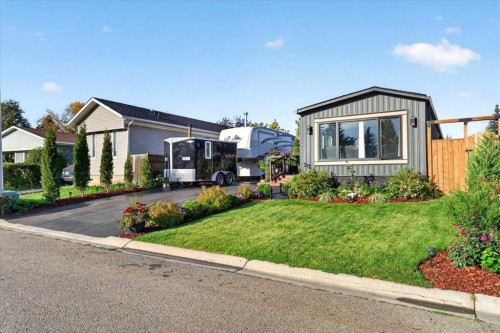 212 Spring Haven Close Se, Airdrie, AB 