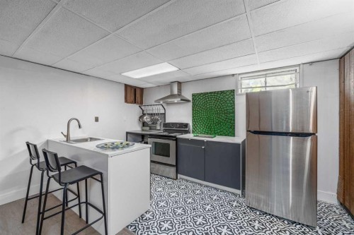 711 118 Avenue Sw, Calgary, AB 
