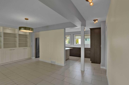 118 Candle Terrace Sw, Calgary, AB 