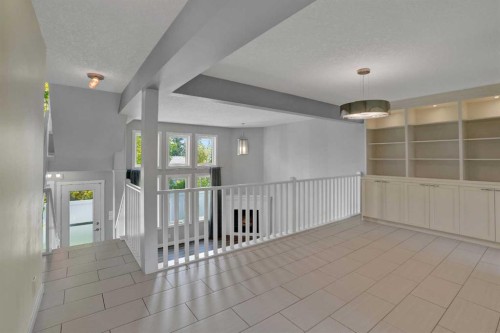 118 Candle Terrace Sw, Calgary, AB 