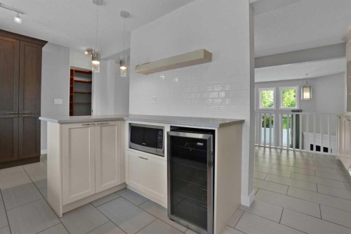 118 Candle Terrace Sw, Calgary, AB 