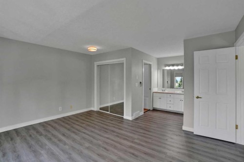 118 Candle Terrace Sw, Calgary, AB 