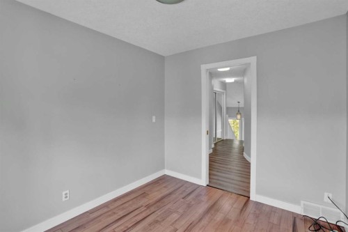 118 Candle Terrace Sw, Calgary, AB 
