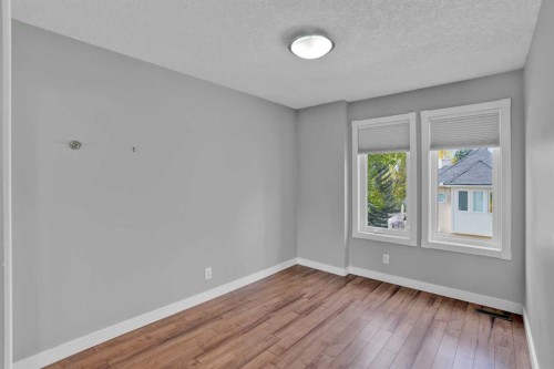 118 Candle Terrace Sw, Calgary, AB 