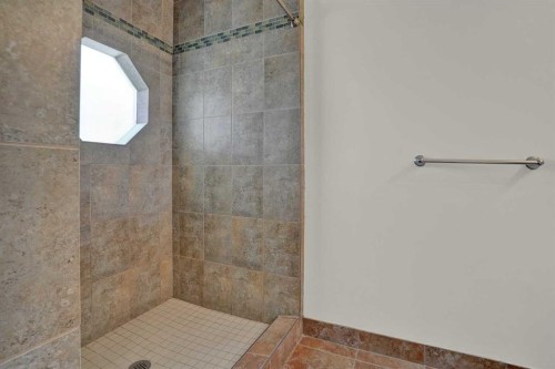 118 Candle Terrace Sw, Calgary, AB 