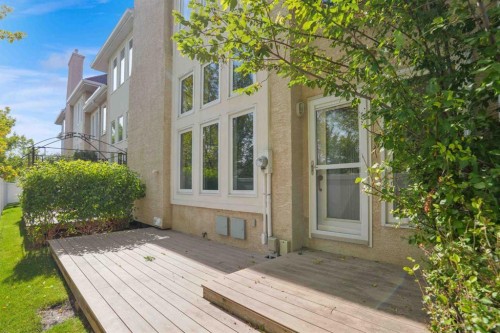 118 Candle Terrace Sw, Calgary, AB 