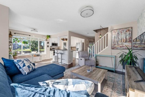 247 Cranberry Place Se, Calgary, AB 