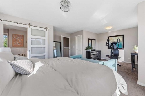 247 Cranberry Place Se, Calgary, AB 