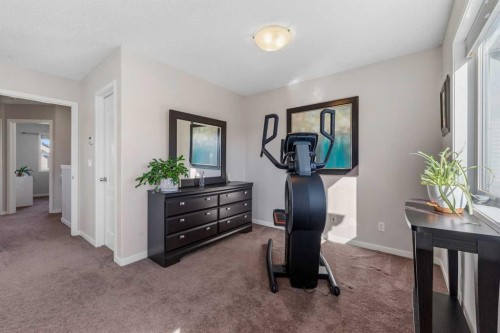 247 Cranberry Place Se, Calgary, AB 