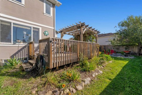 247 Cranberry Place Se, Calgary, AB 